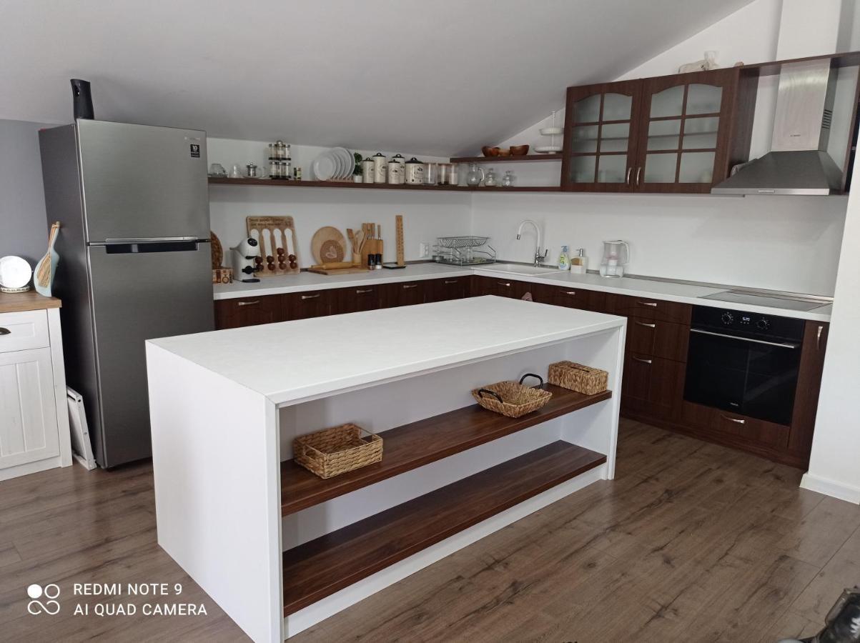 Ferienwohnung Уютна Къща Sliven Exterior foto
